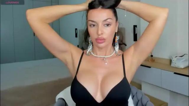 Image 2 of sexy_ev3lin Stream on Chaturbate on 1 month ago