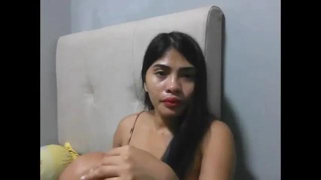 Image 4 of sexy_hot_pussie Stream on Chaturbate on 28 days ago