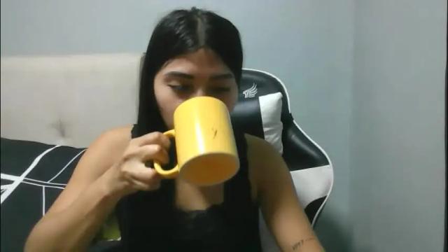 Image 3 of sexy_hot_pussie Stream on Chaturbate on 5 months ago