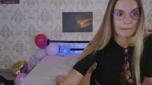 Image 4 of sexy_juldoll Stream on Chaturbate on 14 months ago