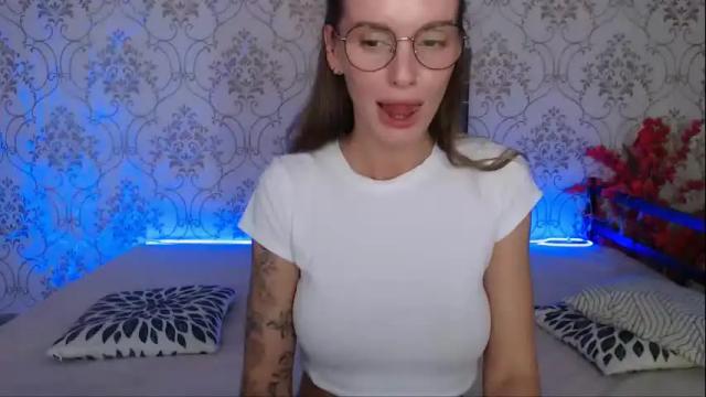 Image 2 of sexy_juliaxo Stream on Chaturbate on 19 days ago