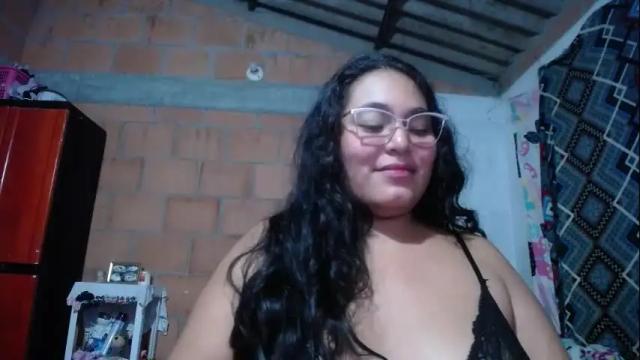 Image 3 of sexy_love_15 Stream on Chaturbate on 1 month ago