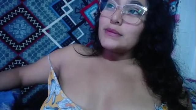 Image 4 of sexy_love_15 Stream on Chaturbate on 27 days ago