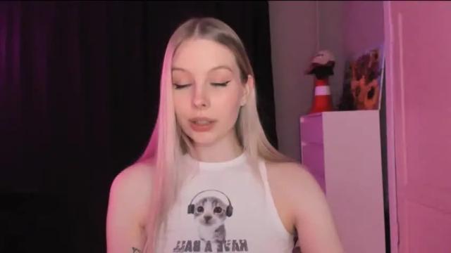 Image 7 of sexy_misses19 Stream on Chaturbate on 12 months ago
