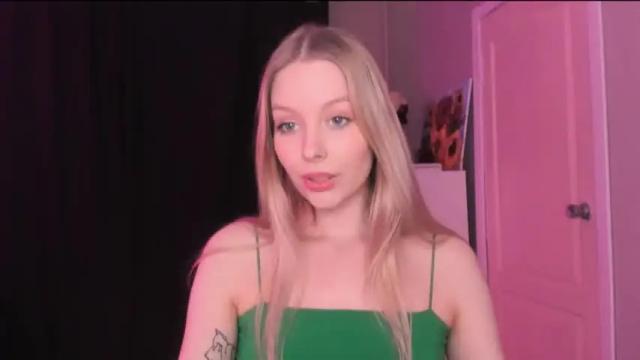 Image 7 of sexy_misses19 Stream on Chaturbate on 12 months ago