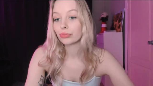 Image 12 of sexy_misses19 Stream on Chaturbate on 12 months ago