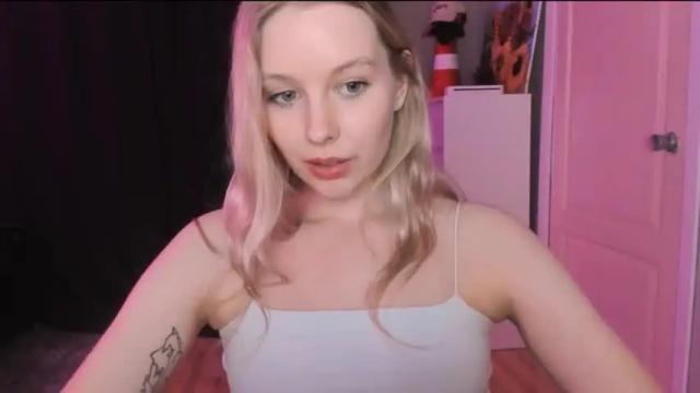 Image 2 of sexy_misses19 Stream on Chaturbate on 12 months ago