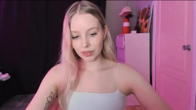 Image 2 of sexy_misses19 Stream on Chaturbate on 12 months ago