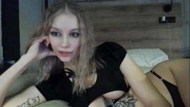 Image 7 of sexy_misses19 Stream on Chaturbate on 29 days ago