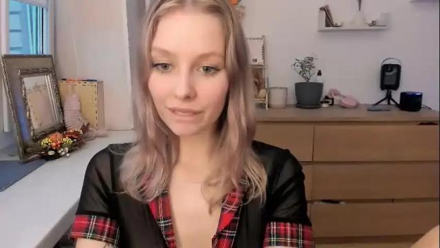 Image 4 of sexy_misses19 Stream on Chaturbate on 15 days ago