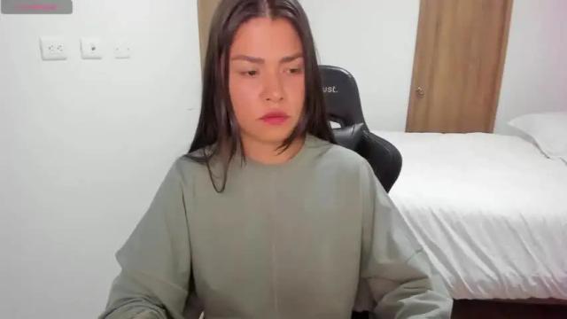 Image 12 of sexy_natty Stream on Chaturbate on 19 months ago