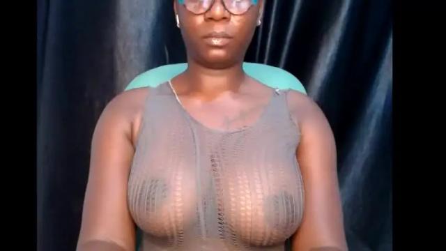 Image 8 of sexy_pearl12 Stream on Chaturbate on 16 days ago
