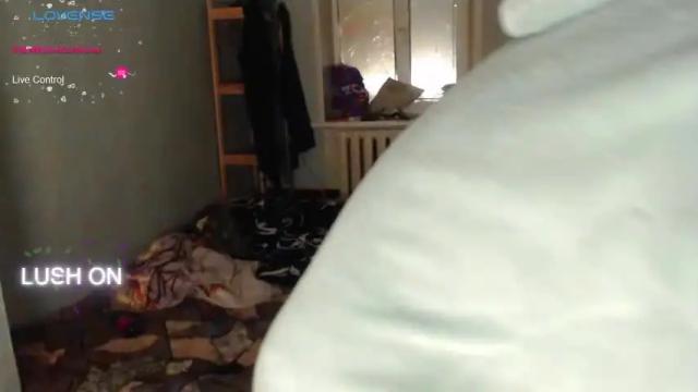 Image 10 of sexy_ramen Stream on Chaturbate on 17 months ago