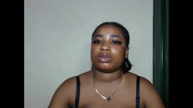 Image 7 of sexy_rossiey Stream on Chaturbate on 15 months ago