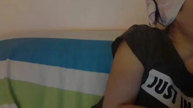Image 8 of sexy_slimm25 Stream on Chaturbate on 19 months ago