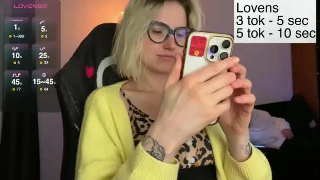 Image 7 of sexy_sweets Stream on Chaturbate on 1 month ago