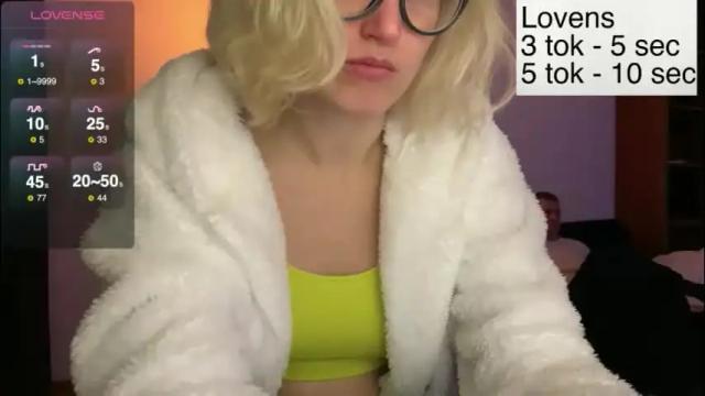 Image 4 of sexy_sweets Stream on Chaturbate on 28 days ago