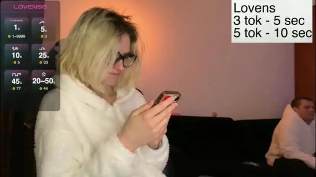 Image 3 of sexy_sweets Stream on Chaturbate on 27 days ago