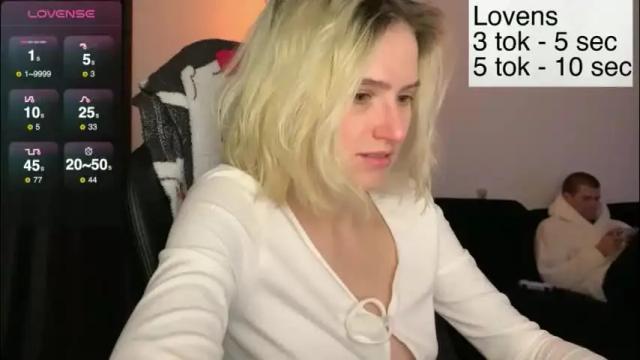 Image 2 of sexy_sweets Stream on Chaturbate on 27 days ago