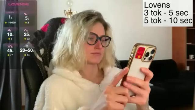 Image 12 of sexy_sweets Stream on Chaturbate on 23 days ago