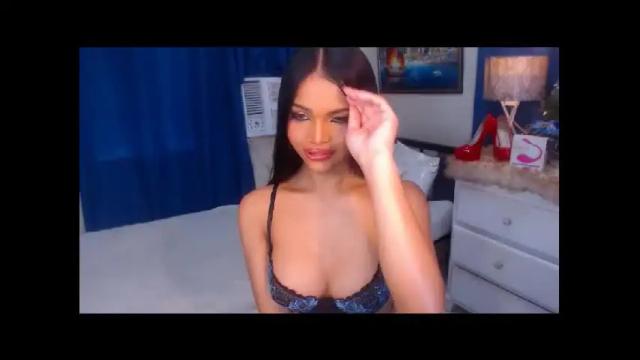 Image 11 of sexyadrianaqueents Stream on Chaturbate on 15 months ago