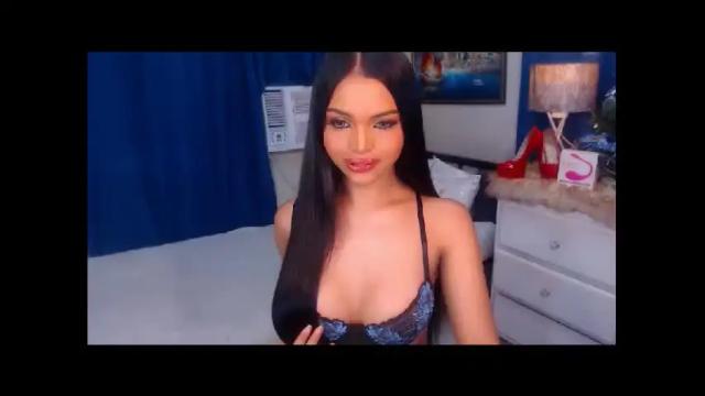 Image 8 of sexyadrianaqueents Stream on Chaturbate on 15 months ago