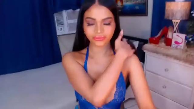 Image 6 of sexyadrianaqueents Stream on Chaturbate on 13 months ago