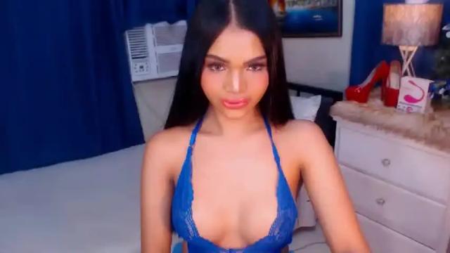 Image 8 of sexyadrianaqueents Stream on Chaturbate on 13 months ago