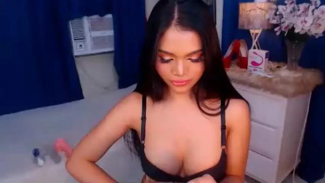 Image 6 of sexyadrianaqueents Stream on Chaturbate on 13 months ago