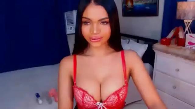 Image 10 of sexyadrianaqueents Stream on Chaturbate on 13 months ago