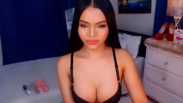 Thumbnail 3, sexyadrianaqueents's Stream at Chaturbate, 13 months ago