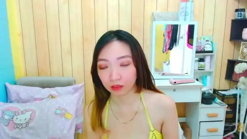 sexyasiangirloppa Chaturbate