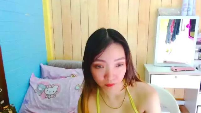 Image 10 of sexyasiangirloppa Stream on Chaturbate on 12 months ago