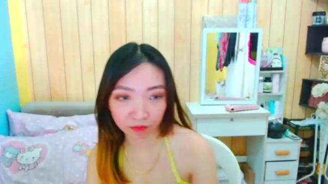 Image 2 of sexyasiangirloppa Stream on Chaturbate on 12 months ago