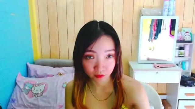 Image 6 of sexyasiangirloppa Stream on Chaturbate on 12 months ago