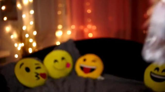 Image 10 of sexyassistant_ Stream on Chaturbate on 16 months ago