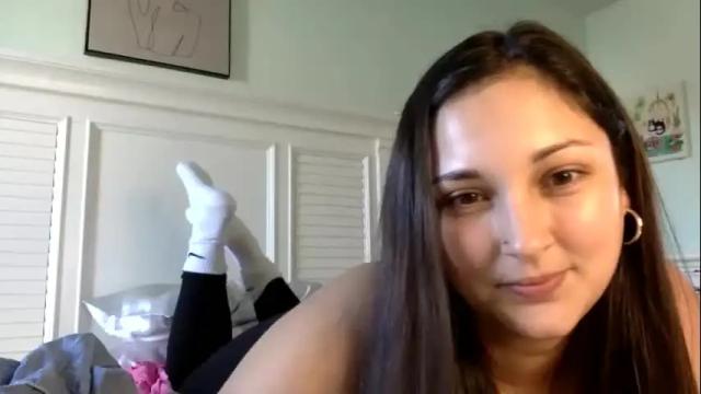 Image 2 of sexybabe2313 Stream on Chaturbate on 13 months ago