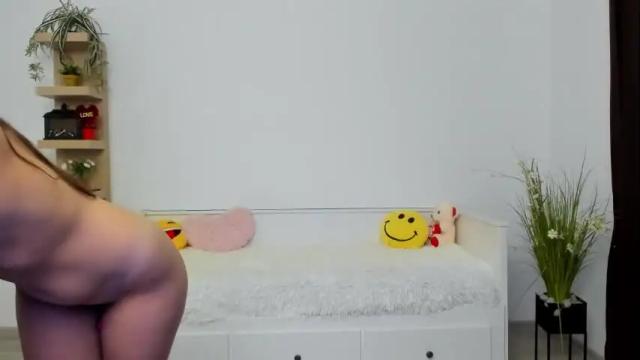 Image 2 of sexybadgirll Stream on Chaturbate on 2 months ago