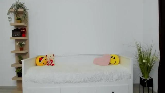 Image 2 of sexybadgirll Stream on Chaturbate on 1 month ago