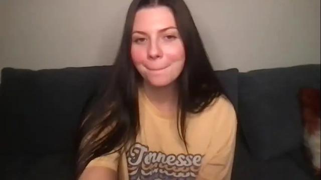 Image 11 of sexybestie_xo Stream on Chaturbate on 15 months ago