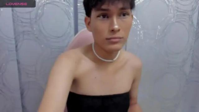 Image 3 of sexyboy_max Stream on Chaturbate on 13 months ago