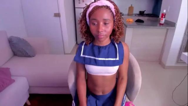 Image 3 of sexybrunnetem Stream on Chaturbate on 1 month ago