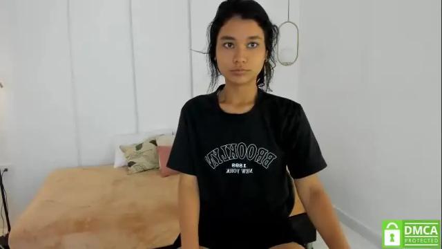 Image 4 of sexychanell_18 Stream on Chaturbate on 1 month ago