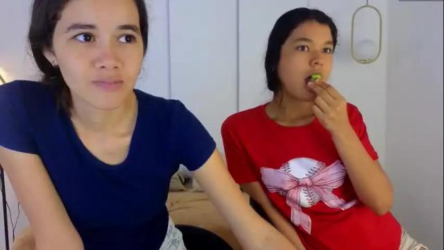 Image 12 of sexychanell_18 Stream on Chaturbate on 1 month ago