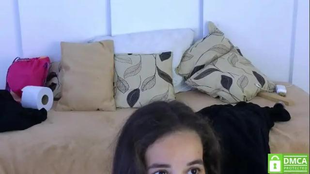 Image 2 of sexychanell_18 Stream on Chaturbate on 2 months ago