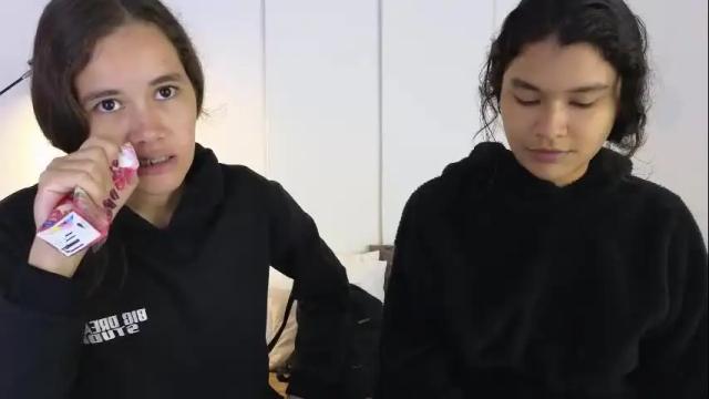 Image 2 of sexychanell_18 Stream on Chaturbate on 1 month ago