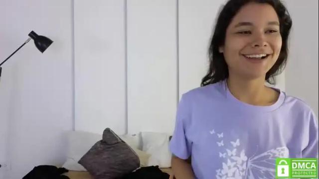 Image 8 of sexychanell_18 Stream on Chaturbate on 1 month ago
