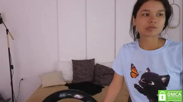 Image 4 of sexychanell_18 Stream on Chaturbate on 29 days ago