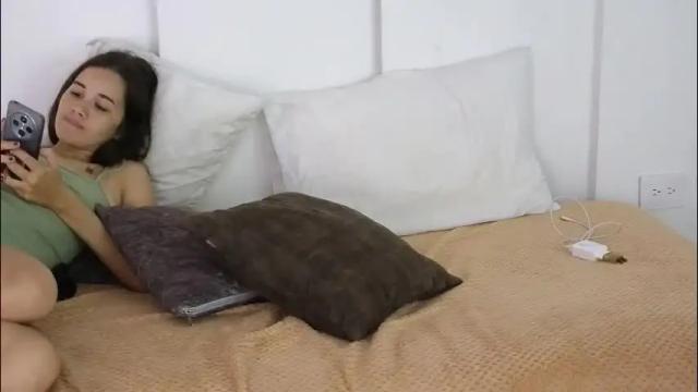 Image 6 of sexychanell_18 Stream on Chaturbate on 22 hours ago