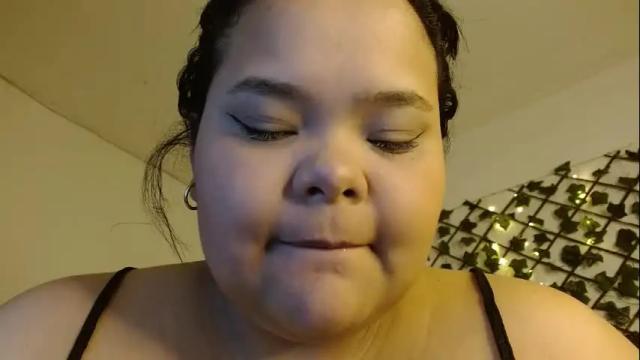 Image 4 of sexychubbyy Stream on Chaturbate on 1 month ago